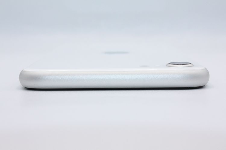 iPhoneSE ��2���� 64GB �ۥ磻�� SIM�ե꡼ B���