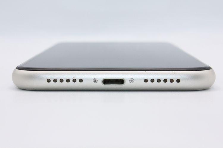 iPhone11 64GB SIM���å�����Ѥ� �ۥ磻�� B���