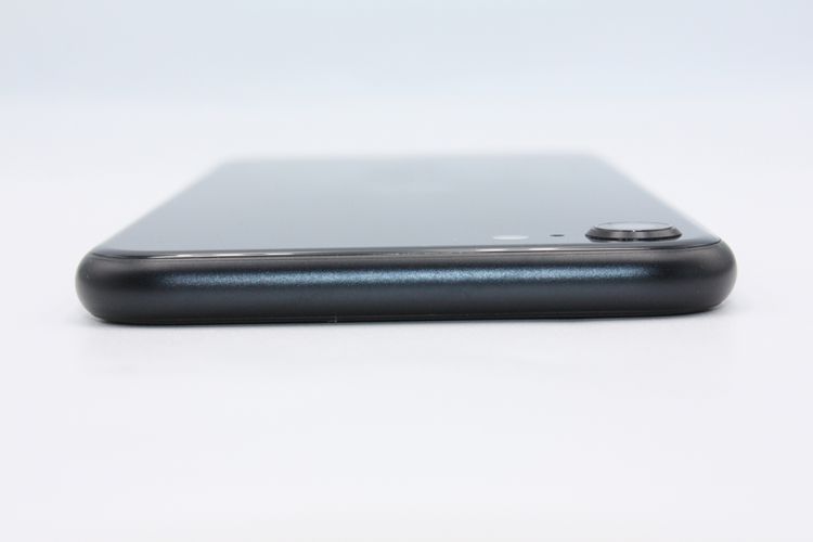 �������ò� iPhoneSE ��3���� 64GB SIM�ե꡼ �ߥåɥʥ��� B���