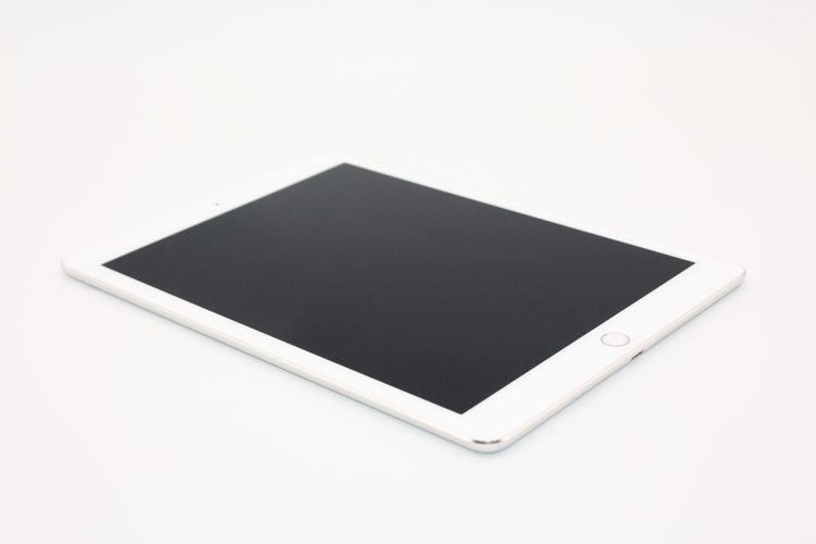 iPad Air 2 Wi-Fi + Cellular 16GB ����С� au B���
