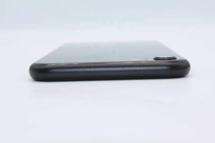 ���� iPhoneSE ��2���� 64GB �֥�å� SIM���å�����Ѥ� A���