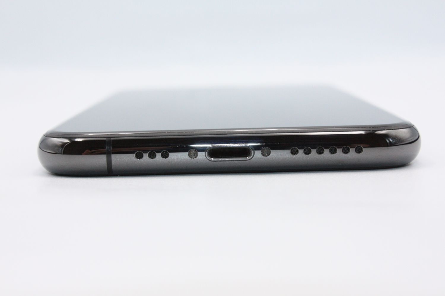 ムスビー｜美品 iPhone11Pro 64GB SIMロック解除済み スペースグレイ A