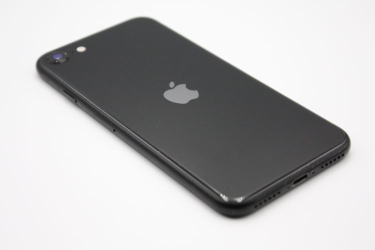 iPhoneSE ��2���� 64GB �֥�å� SIM���å�����Ѥ� C���