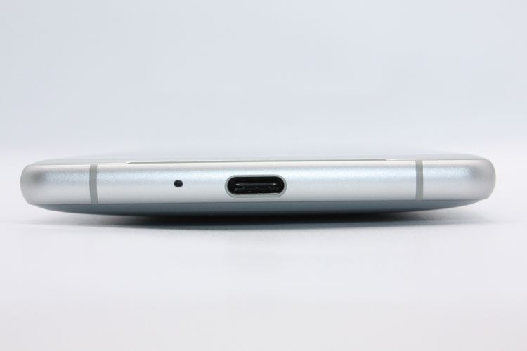 �������ò� Xperia XZ2 SOV37 ����С� SIM���å�����Ѥ� A���