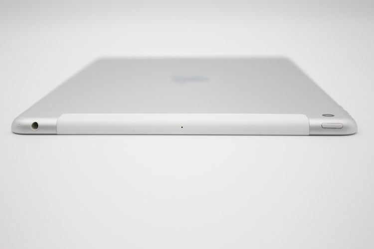 iPad ��8���� 32GB Wi-Fi+Cellular��ǥ� C���