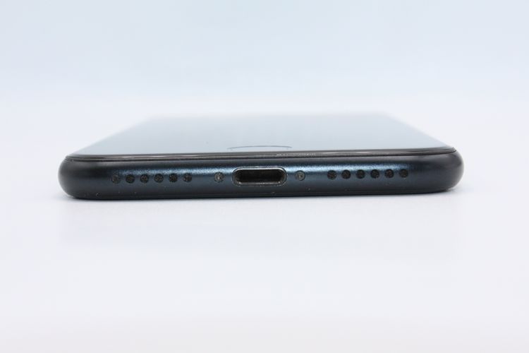iPhoneSE ��3���� 64GB SIM�ե꡼ �ߥåɥʥ��� B���