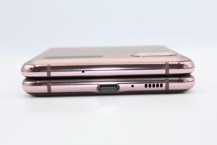 �������ò� ���� Galaxy Z Flip 5G SCG04 au �ߥ��ƥ��å��֥��� A���