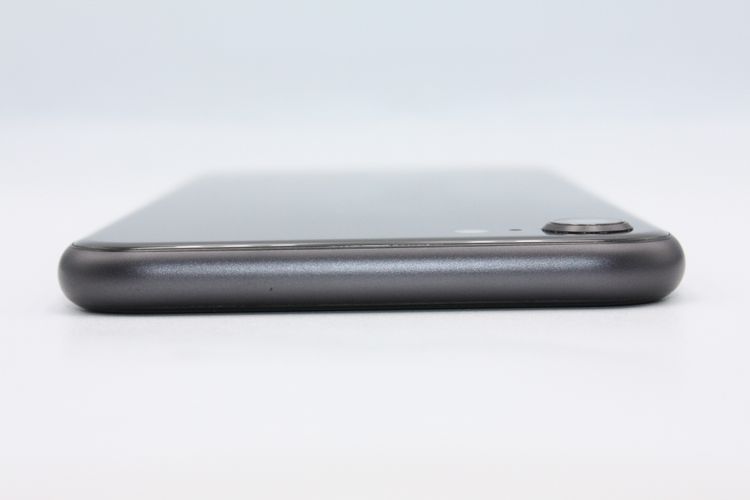 iPhone8 64GB SIM���å�����Ѥ� ���ڡ������쥤 C���