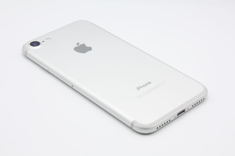 ���� �Хåƥ꡼�����ɹ�(100��) iPhone7 32GB ����С� A���