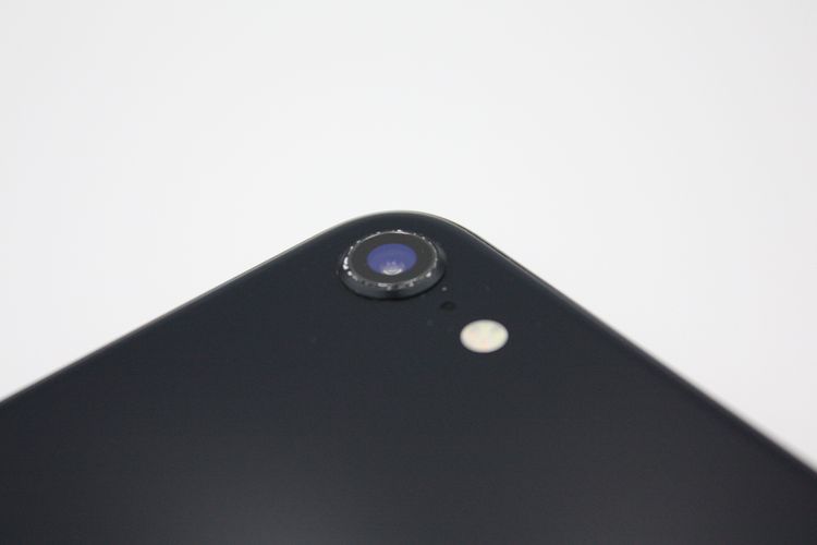 �Хåƥ꡼�����ɹ�(94%) iPhone SE ��3���� 64GB