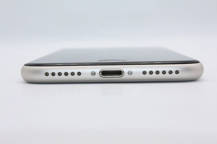 ���� iPhoneSE ��3���� 64GB SIM�ե꡼ �������饤�� A���