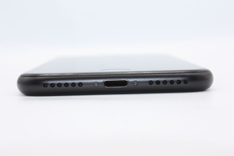 iPhoneSE ��2���� 64GB �֥�å� SIM���å�����Ѥ� C���