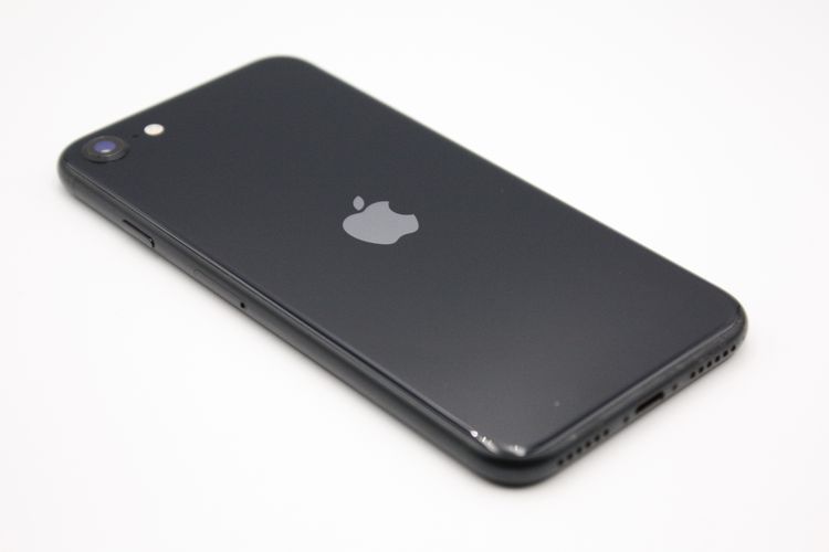 �������ò� iPhoneSE ��3���� 64GB SIM�ե꡼ �ߥåɥʥ��� �������