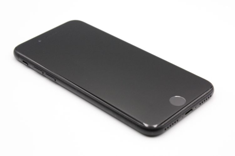 �������ò� iPhoneSE ��2���� 64GB �֥�å� SIM���å�����Ѥ� B���