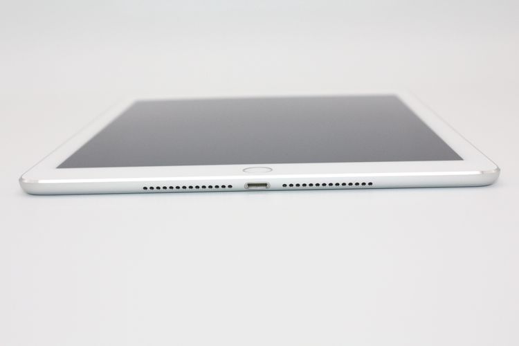 iPad Air 2 Wi-Fi + Cellular 16GB ����С� au C���