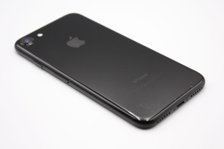 �������ò� iPhone7 128GB SIM���å�����Ѥ� �����åȥ֥�å� C���