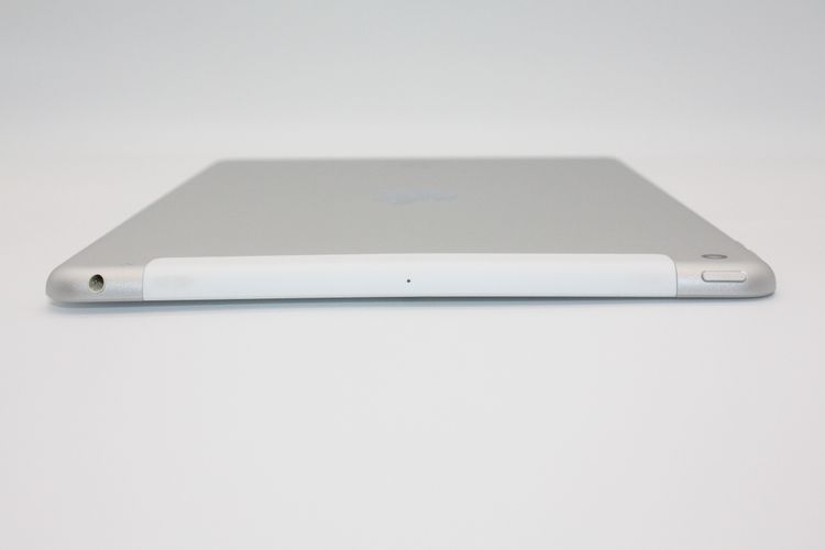 �������ò� iPad ��7���� Wi-Fi+Cellular 32GB ����С� A���