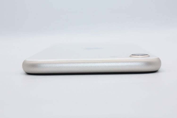 ���� iPhoneSE ��3���� 64GB SIM�ե꡼ �������饤�� A���