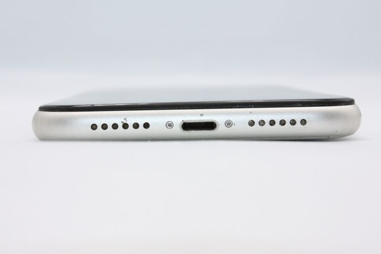 �������ò� iPhone11 64GB SIM���å�����Ѥ� �ۥ磻�� �������