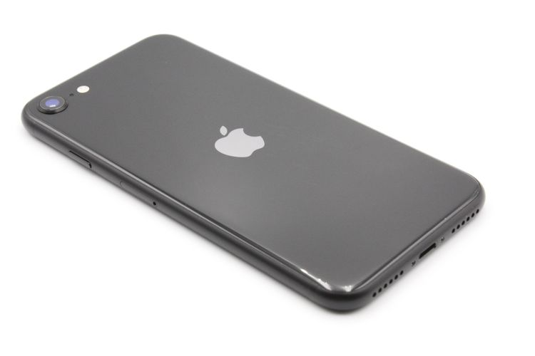 iPhoneSE ��2���� 64GB �֥�å� SIM���å�����Ѥ� C���