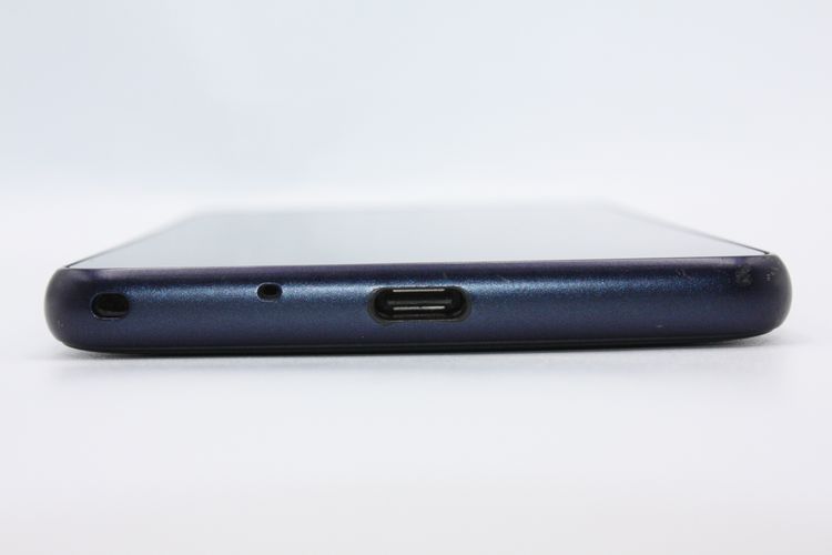 Qua phone QZ KYV44 ����ǥ��� SIM���å�����Ѥ� B���