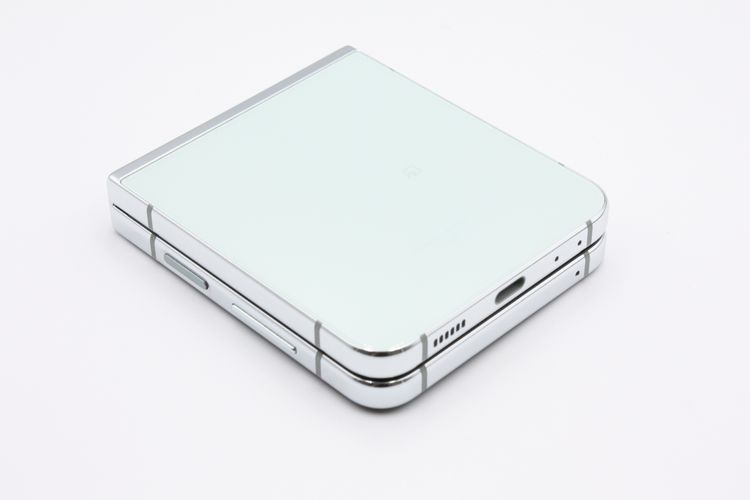 ���� �������ò� Galaxy Z Flip5 SCG23 �ߥ�� SIM�ե꡼ A���