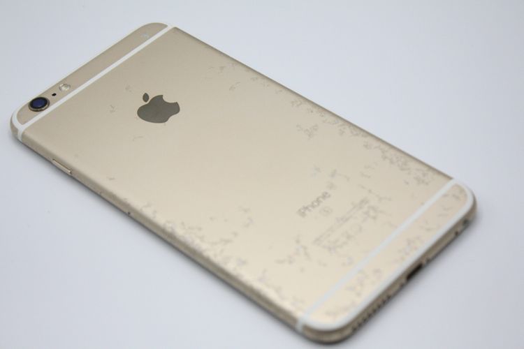 �������ò� iPhone6sPlus 16GB ������� SIM���å�����Ѥ� C���