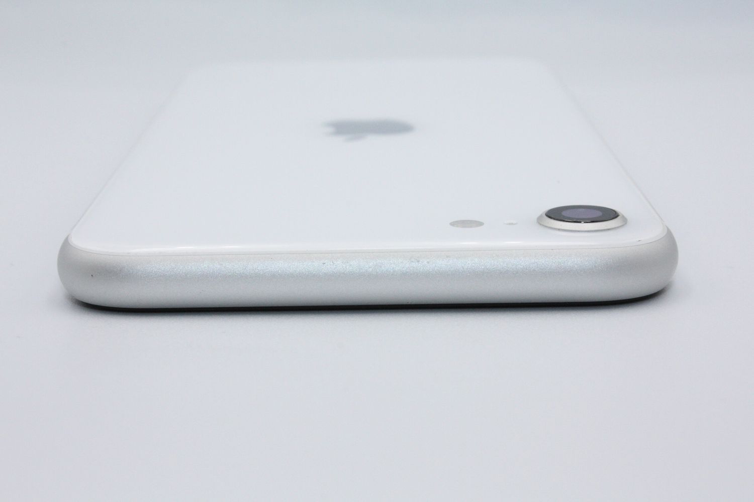 【訳アリ】iPhoneSE 第2世代 64GB SIMフリー Amazon | 【整備済み品】 Apple iPhone SE（第2世代） 64GB