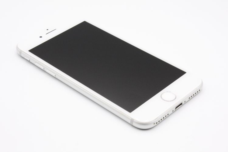 iPhone7 32GB SIM���å�����Ѥ� ����С� B���