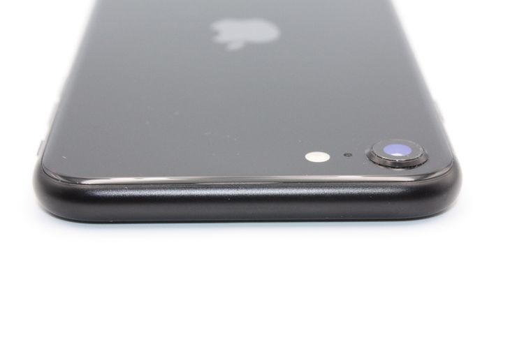 �������ò� ���� iPhoneSE ��2���� 64GB �֥�å� SIM���å�����Ѥ�