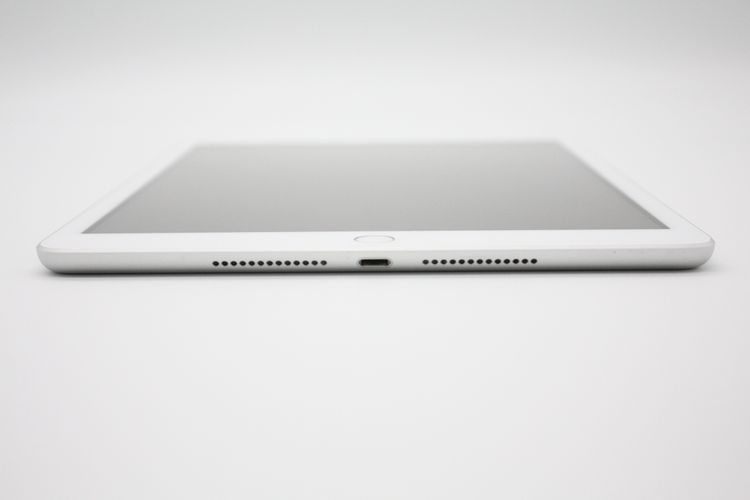 iPad ��8���� 32GB Wi-Fi+Cellular��ǥ� C���