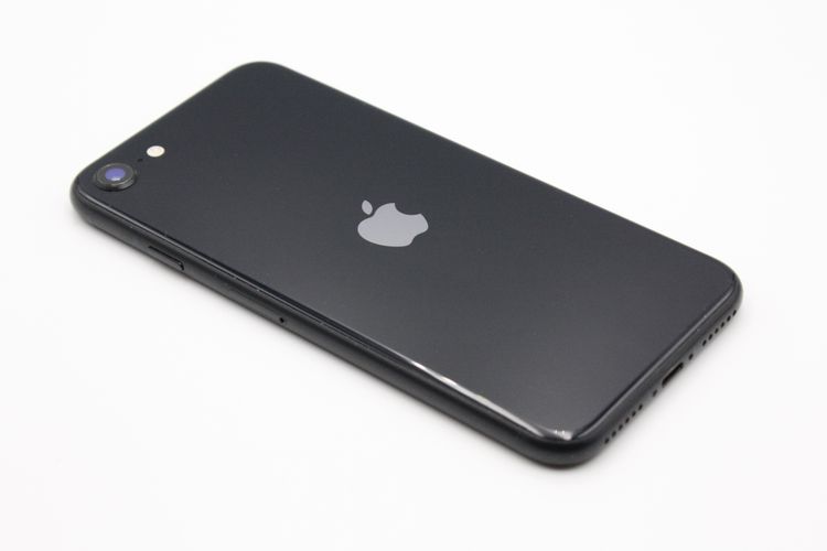 iPhoneSE ��3���� 64GB SIM�ե꡼ �ߥåɥʥ��� B���