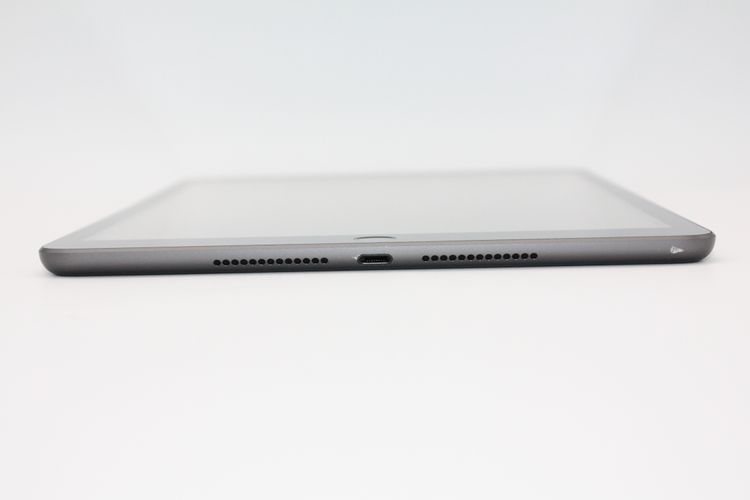 iPad ��9���� 64GB Wi-Fi + Cellular��ǥ� ���ڡ������쥤 B���