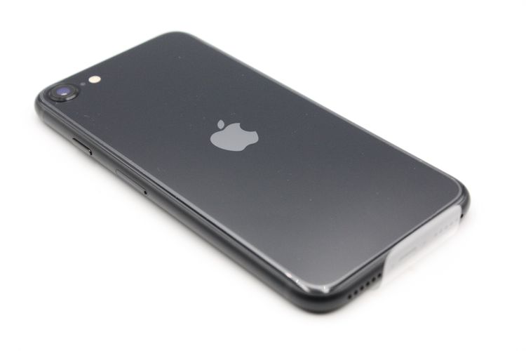 ����Ʊ���� �Хåƥ꡼�����ɹ�(100��) iPhoneSE ��3���� 64GB