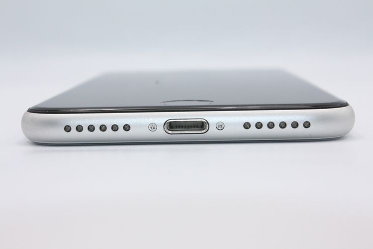 iPhoneSE ��2���� 64GB �ۥ磻�� SIM�ե꡼ B���