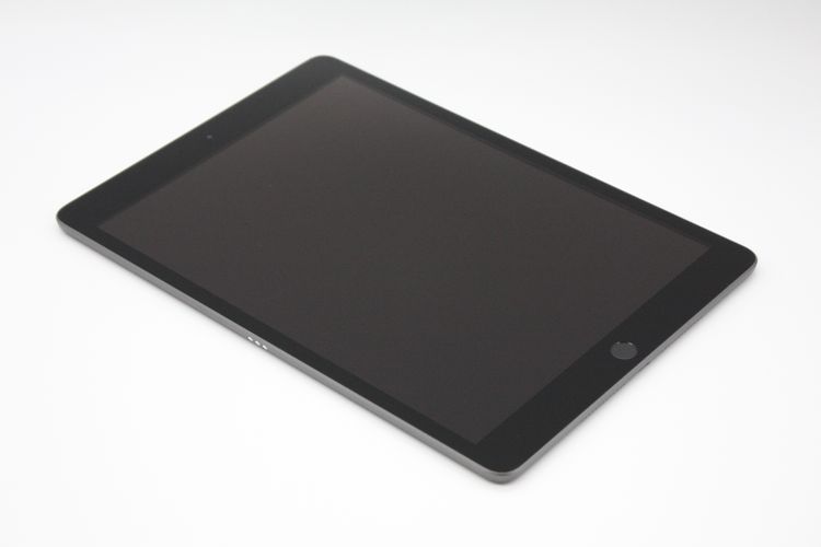 �������ò� iPad ��8���� 32GB Wi-Fi��ǥ� ���ڡ������쥤 B���