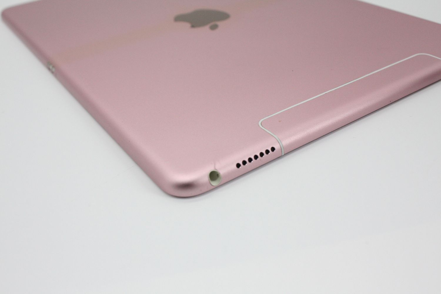 ムスビー｜iPad Pro 9.7インチ 第1世代 32GB Wi-Fi +Cellular【iPad