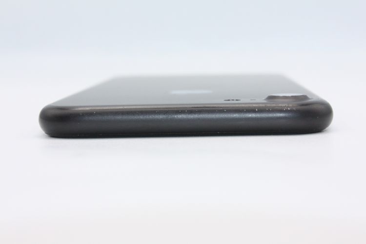 �������ò� iPhone7 32GB SIM���å�����Ѥ� �֥�å� B���