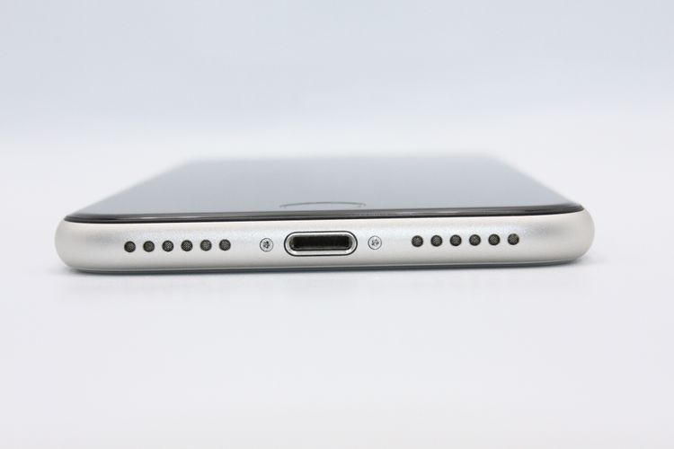 ���� �Хåƥ꡼�����ɹ�(99%) iPhoneSE ��3���� 64GB �������饤�� A���