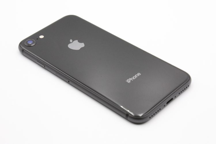�������ò� iPhone8 64GB SIM���å�����Ѥ� ���ڡ������쥤 B���
