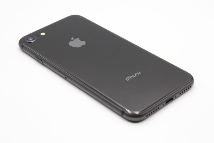 �������ò� iPhone8 64GB SIM���å�����Ѥ� ���ڡ������쥤 C���