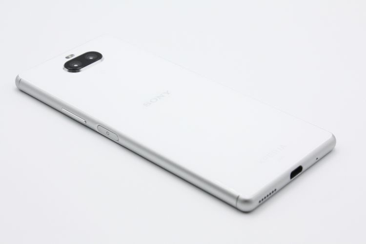 ���� Xperia8 SOV42 �ۥ磻�� SIM���å�����Ѥ� A���