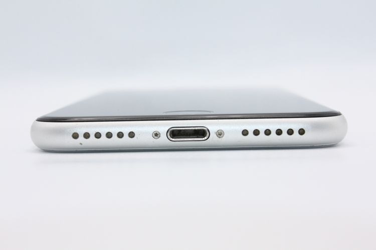iPhoneSE ��2���� 64GB �ۥ磻�� SIM���å�����Ѥ� C���