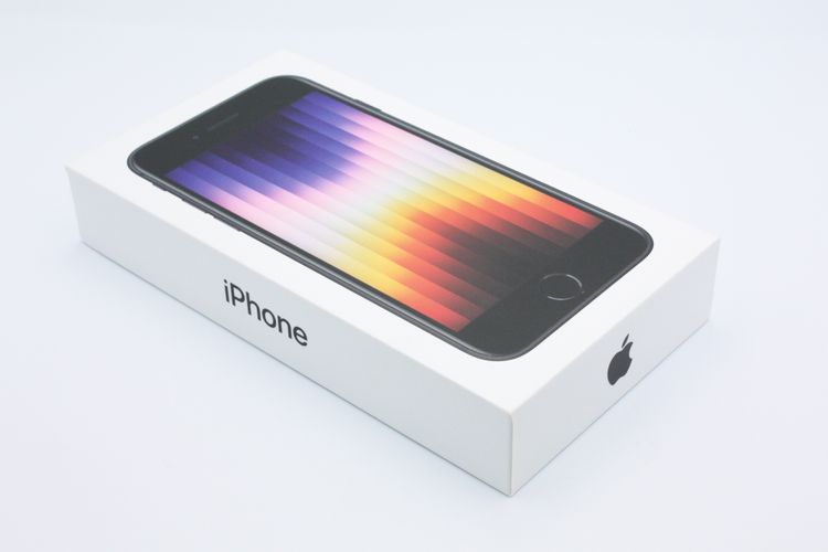 iPhoneSE ��3���� 64GB SIM�ե꡼ �ߥåɥʥ��� C���