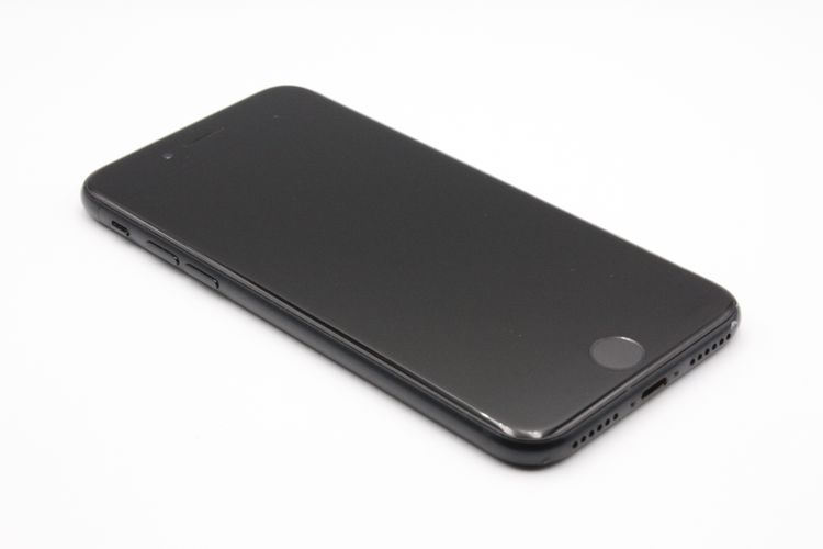 iPhoneSE ��3���� 64GB SIM�ե꡼ �ߥåɥʥ��� B���