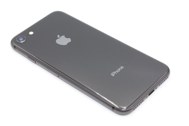 �Хåƥ꡼�����ɹ�(96��) �������ò� iPhone8 64GB SIM���å�����Ѥ� B���