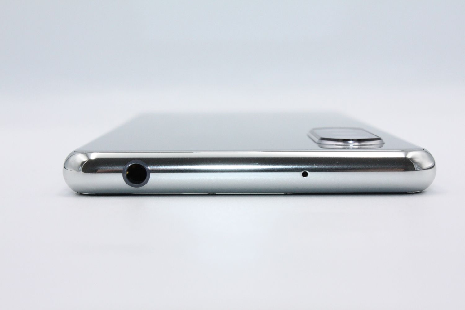 ムスビー｜Xperia 5 II SOG02 SIMロック解除済み グレー Bランク