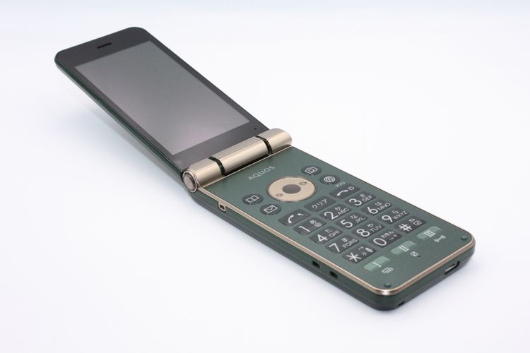 AQUOS K SHF34 ������륰�꡼�� SIM���å�����Ѥ� B���