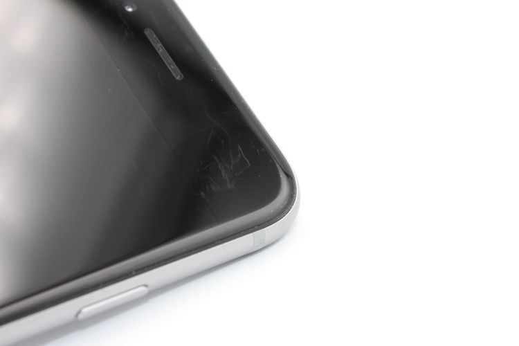 �������ò� �Хåƥ꡼�����ɹ�(100��) iPhone6 16GB ���ڡ������쥤 au B���