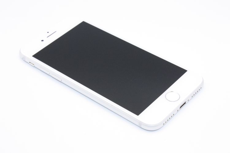 iPhone7 32GB SIMåѤ С B